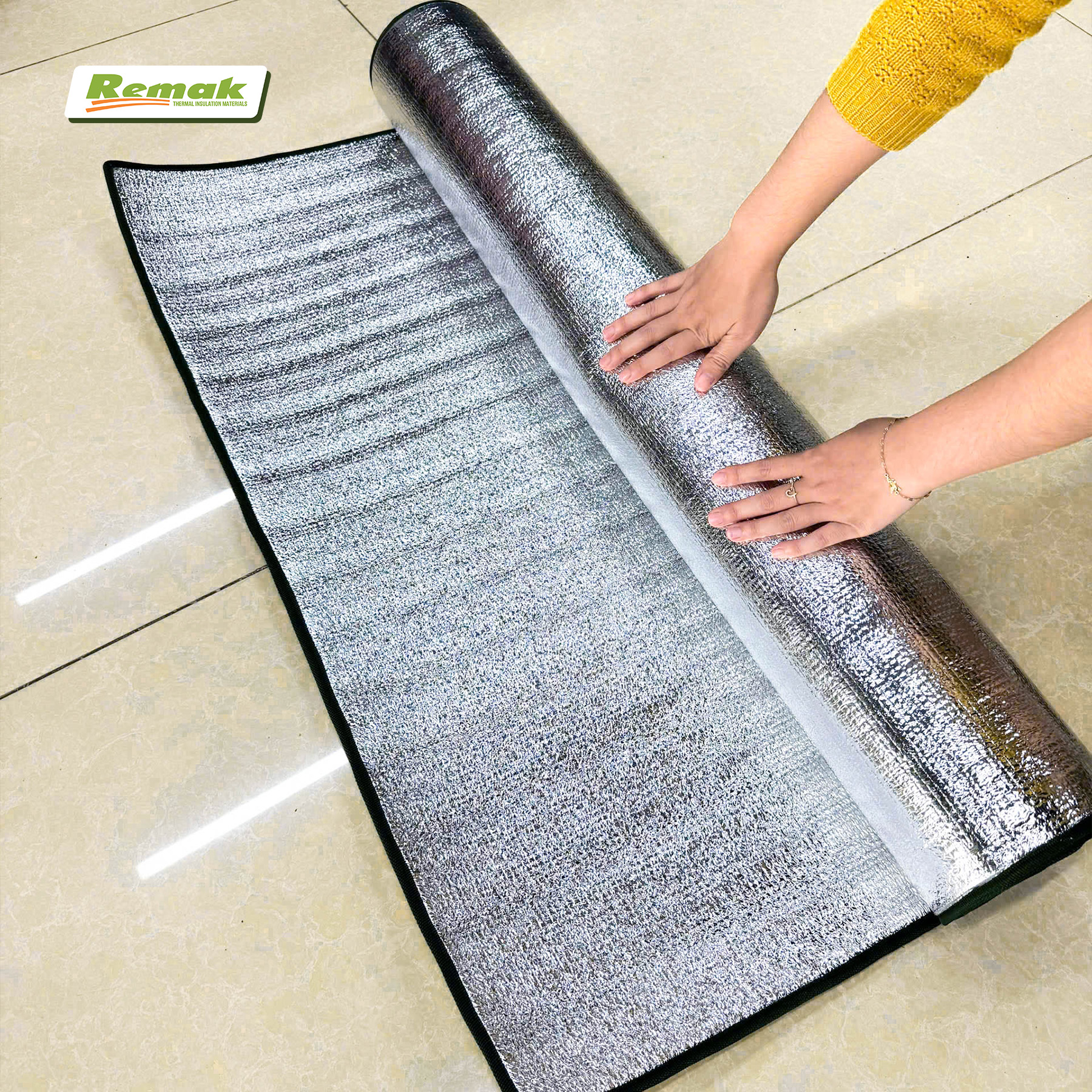 Chiếu ngủ trưa cách nhiệt Remak® - gấp gọn, êm ái mọi lúc mọi nơi 4 Chiếu ngủ trưa cách nhiệt Remak® - gấp gọn, êm ái mọi lúc mọi nơi - Ảnh 4